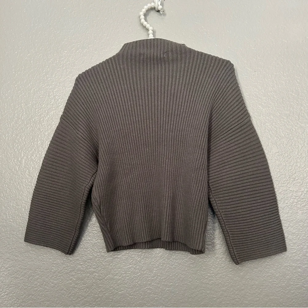 Urban Outfitters Mock Neck Ribbed Sweater Gray - Picture 2 of 3